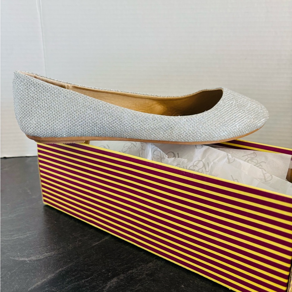 Refresh Shimmering Silver Women's ballet flats sz 9 NEW balletcore wedding